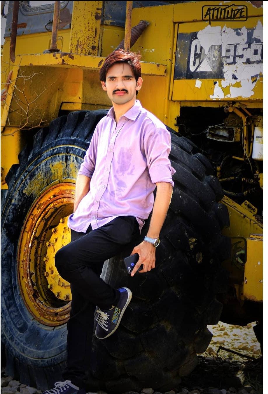 Avatar of Zeeshan Mukhtar
